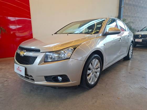 CHEVROLET CRUZE 1.8 LTZ 16V FLEX 4P AUTOMÁTICO CHEVROLET CRUZE 1.8 LTZ 16V FLEX 4P AUTOMÁTICO